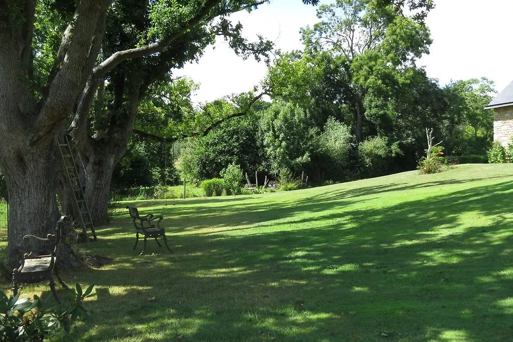 Le Val De Brangon Bed & Breakfast Baden France
